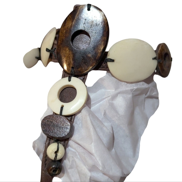 bo'em Plage Flats Sandals Thong Polished Shell Wood Accent Made in Italy size 39 - Picture 6 of 6